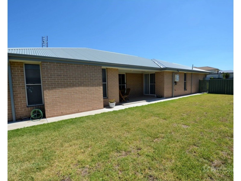 12 Robertson Street, Lithgow NSW 2790