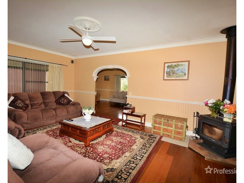 55 Cooerwull Road, Lithgow NSW 2790