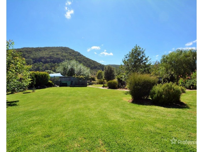 55 Cooerwull Road, Lithgow NSW 2790