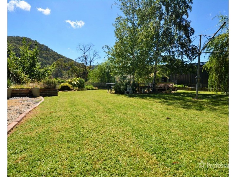 55 Cooerwull Road, Lithgow NSW 2790