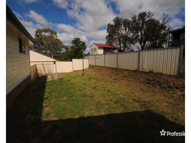 1 Paine Street, Portland NSW 2847