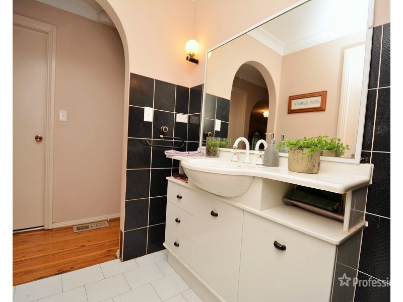 17A Wrights Road, Lithgow NSW 2790