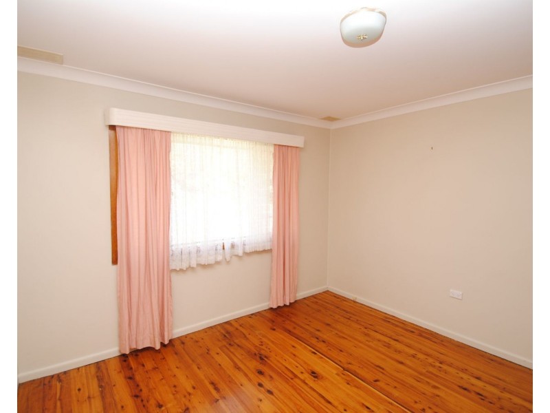 25 Maple Crescent, Lithgow NSW 2790