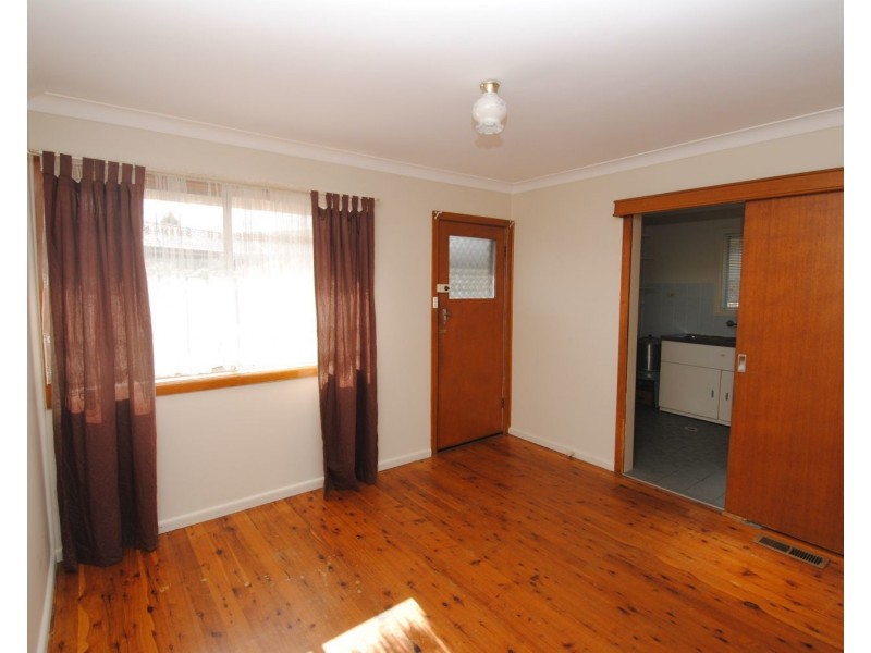 25 Maple Crescent, Lithgow NSW 2790