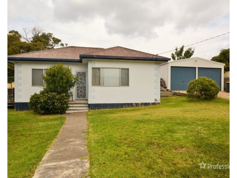 15 Lemnos Street, Lithgow NSW 2790