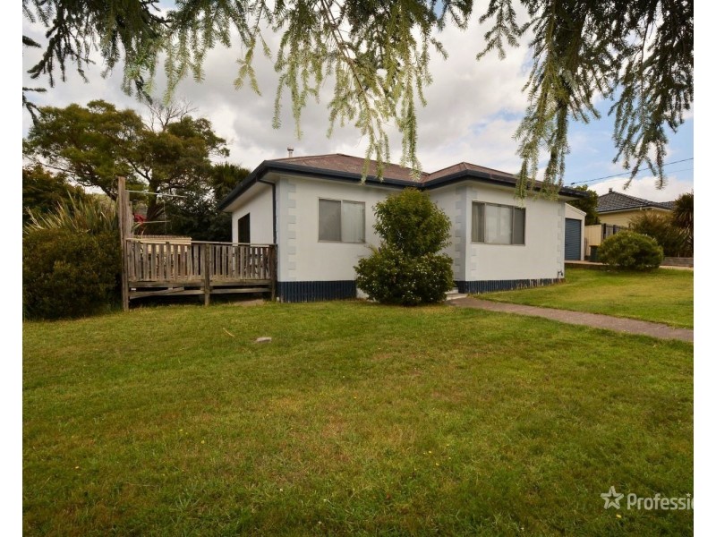 15 Lemnos Street, Lithgow NSW 2790