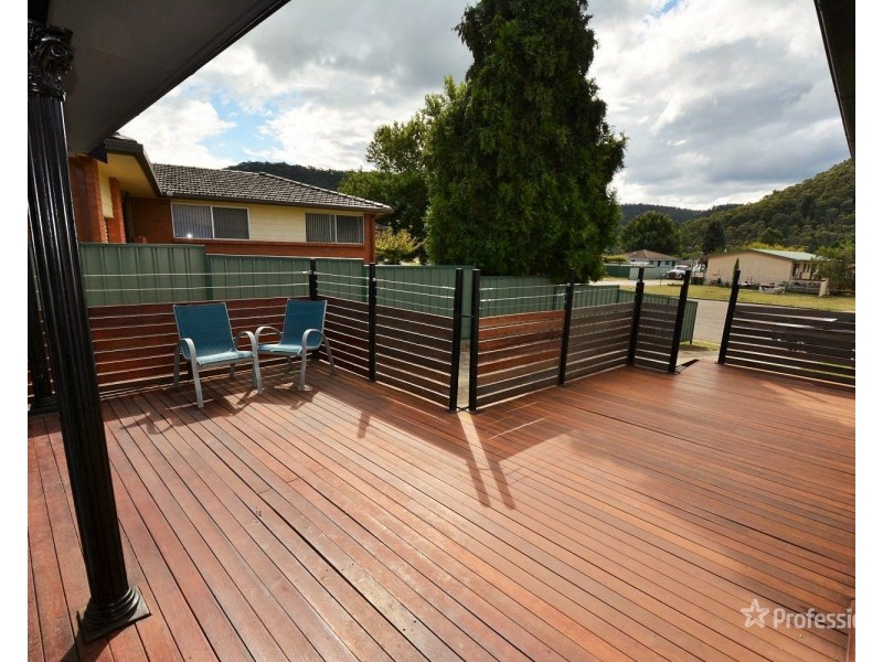 12 Heffernan Place, Lithgow NSW 2790