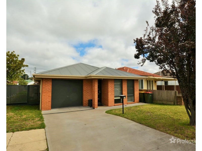 62 Rifle Parade, Lithgow NSW 2790