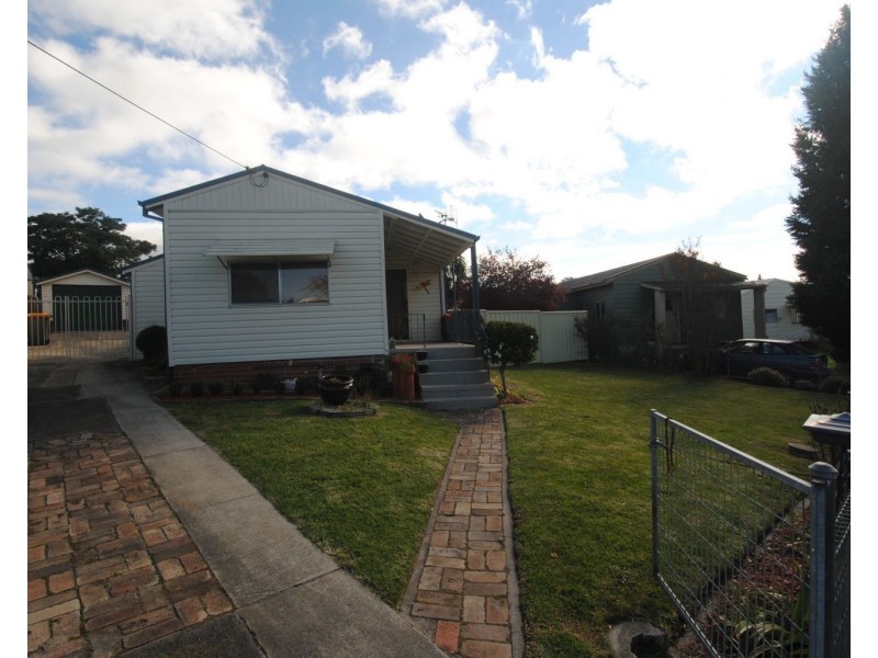 30 Tweed Road, Lithgow NSW 2790
