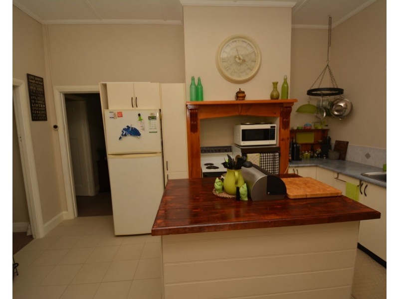12 The Circle, Lithgow NSW 2790