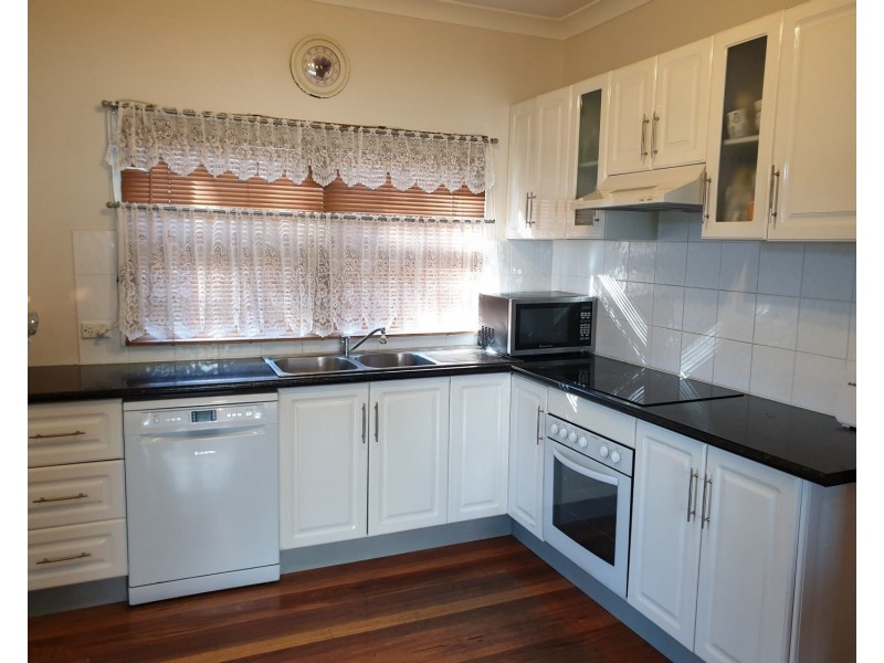 27  Hume Avenue, Wallerawang NSW 2845