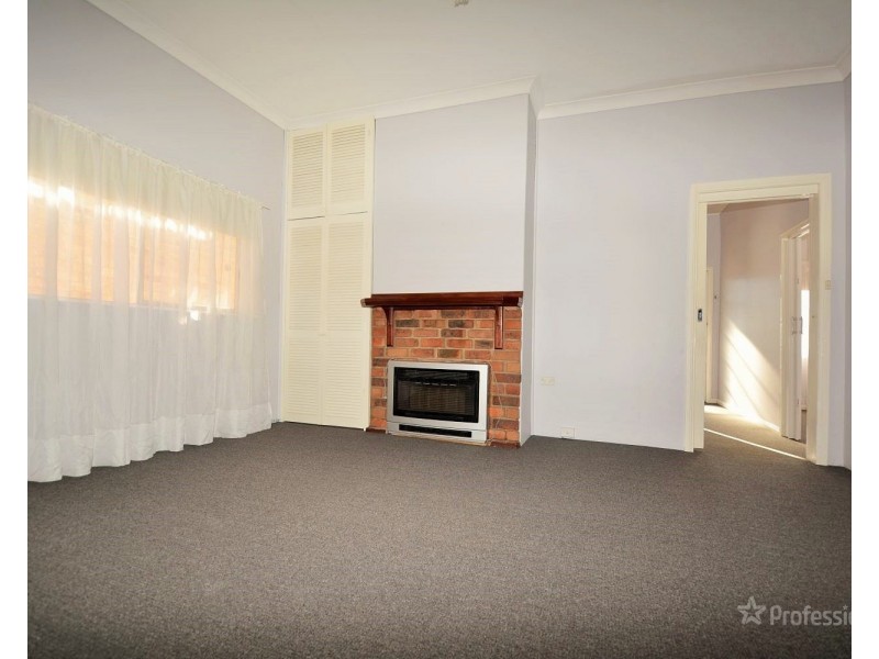 43 Chifley Road, Lithgow NSW 2790