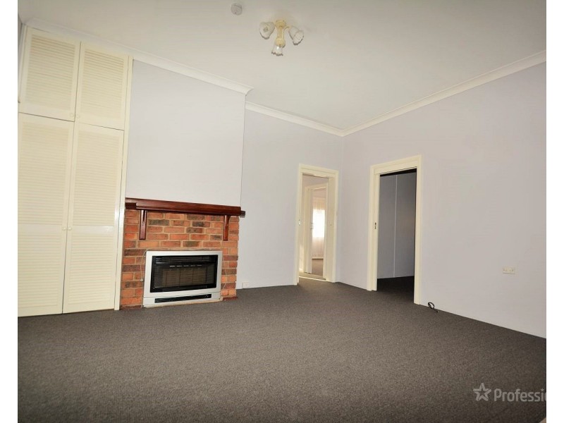 43 Chifley Road, Lithgow NSW 2790