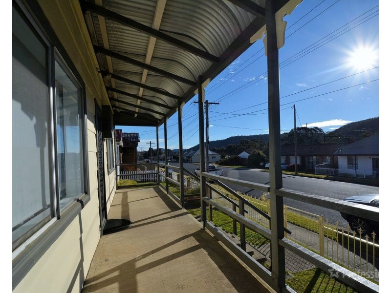 43 Chifley Road, Lithgow NSW 2790