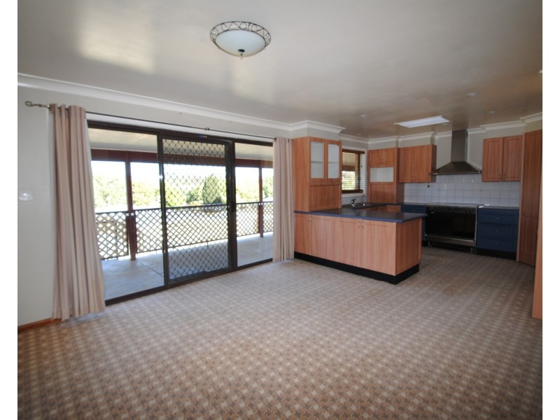 6 Burton Street, Portland NSW 2847