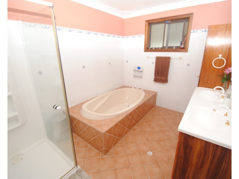 6 Burton Street, Portland NSW 2847