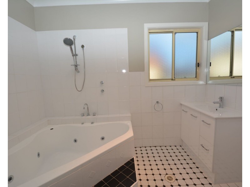 22 Academy Street, Lithgow NSW 2790