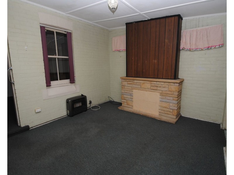 12 Selwyn Street, Lithgow NSW 2790