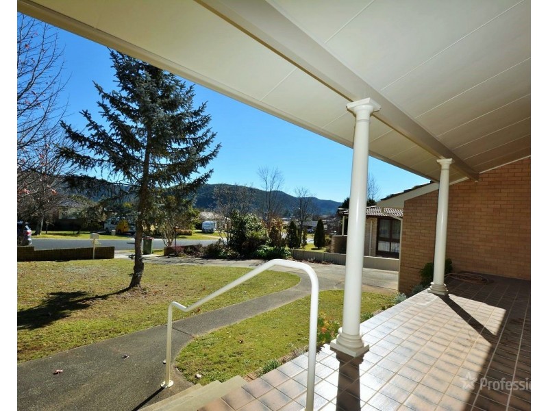 14 Maple Crescent, Lithgow NSW 2790