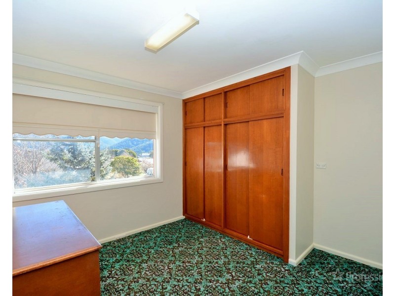 14 Maple Crescent, Lithgow NSW 2790