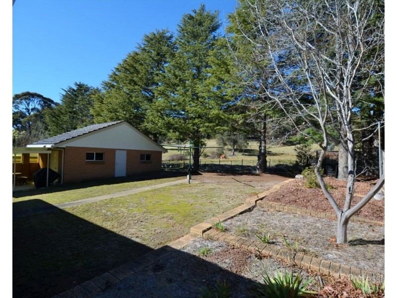 14 Maple Crescent, Lithgow NSW 2790
