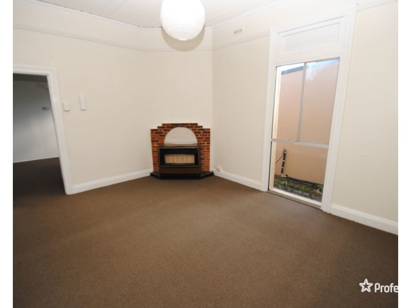 41 Read Avenue, Lithgow NSW 2790