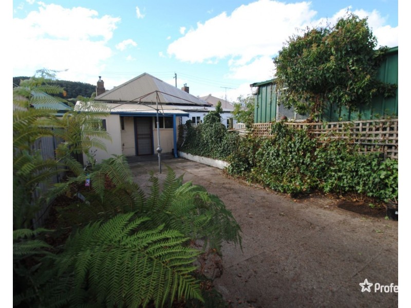 41 Read Avenue, Lithgow NSW 2790