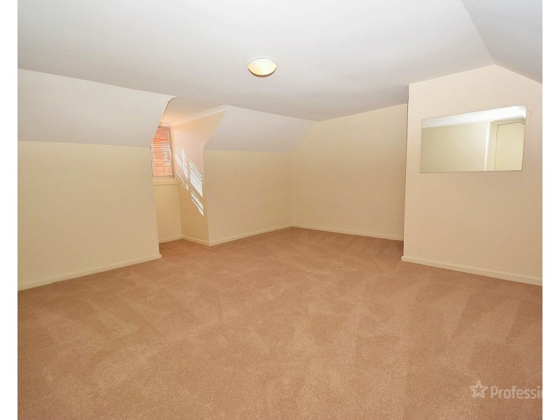 60 Cook Street, Lithgow NSW 2790