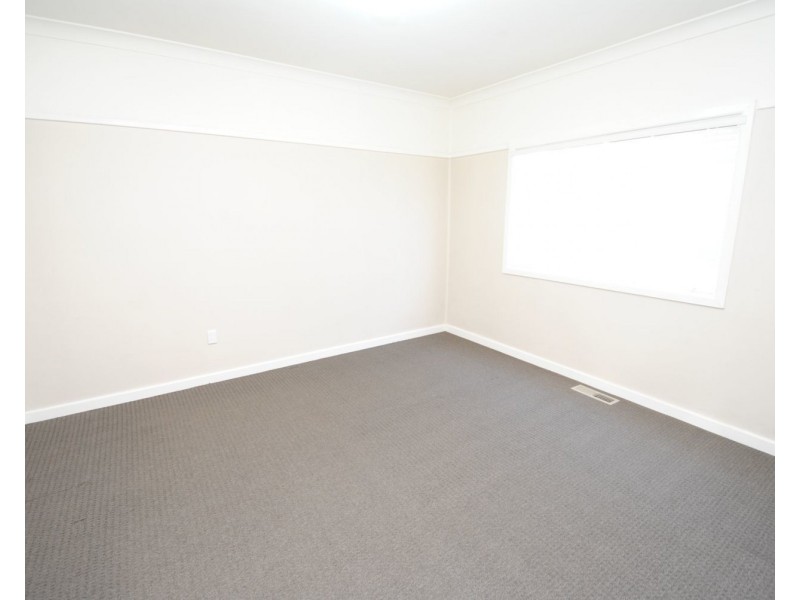 66 Rifle Parade, Lithgow NSW 2790