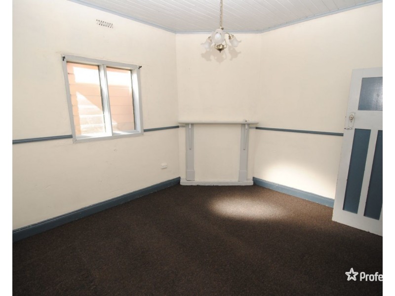 206 Inch Street, Lithgow NSW 2790