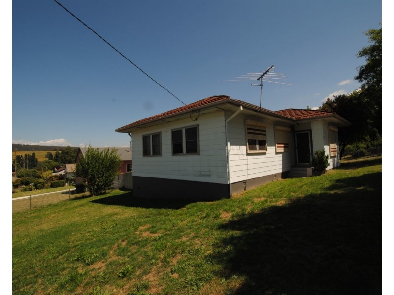 2 Andrew Street, Lithgow NSW 2790