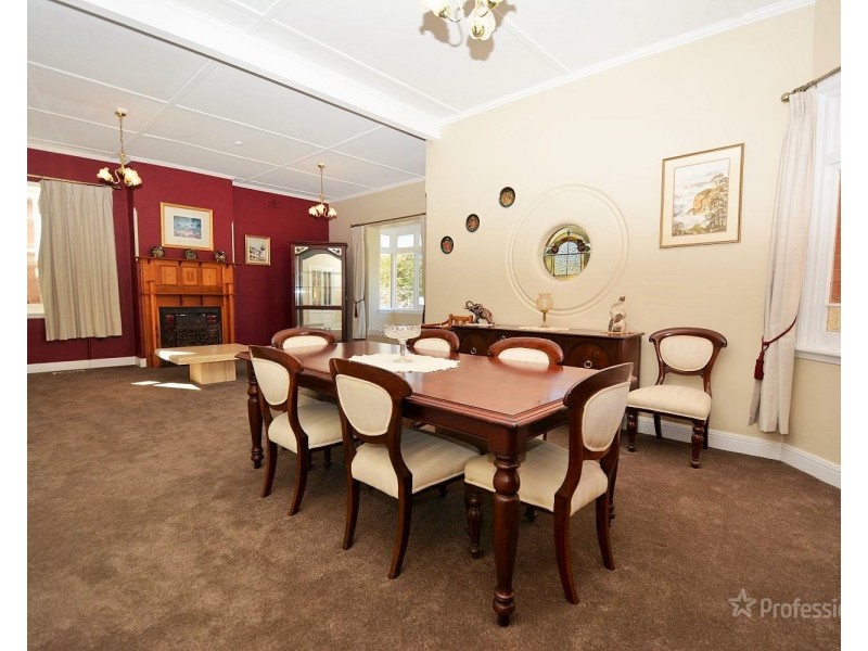 128 Hassans Walls Road, Lithgow NSW 2790