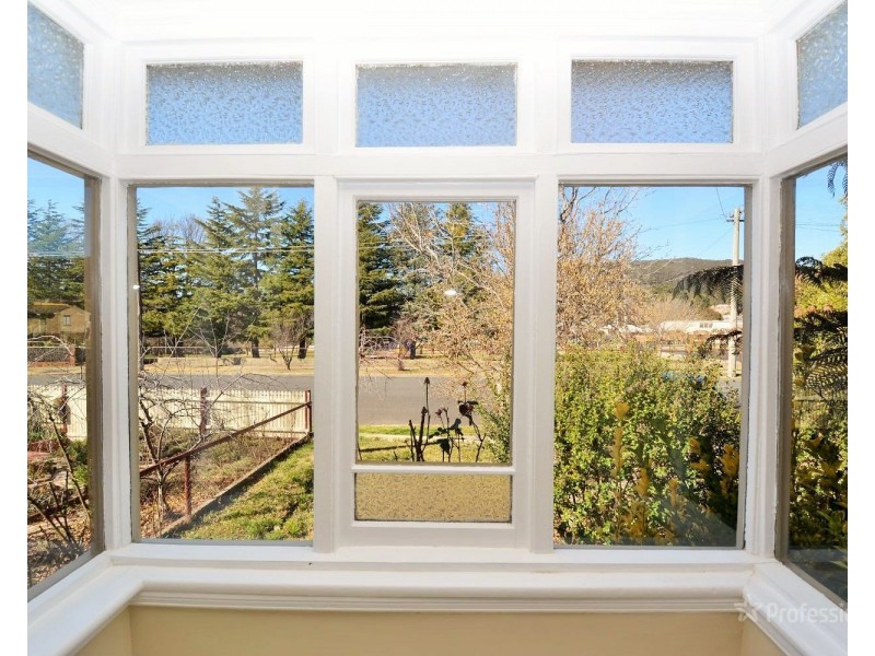 128 Hassans Walls Road, Lithgow NSW 2790