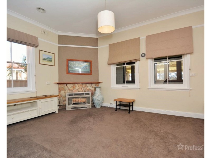 128 Hassans Walls Road, Lithgow NSW 2790