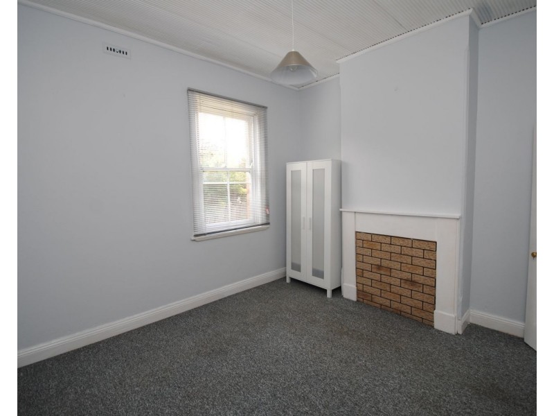 192 Inch Street, Lithgow NSW 2790