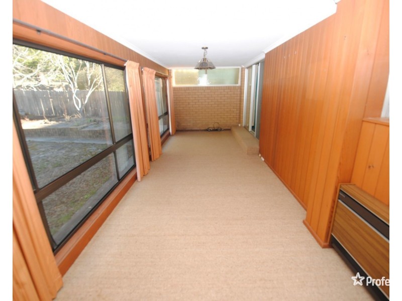 14 Maple Crescent, Lithgow NSW 2790