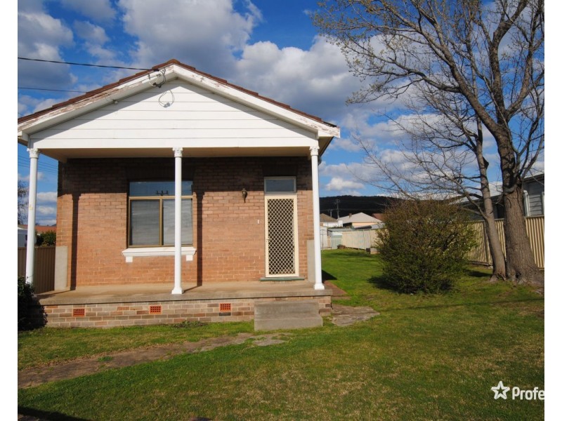 43 Cupro Street, Lithgow NSW 2790