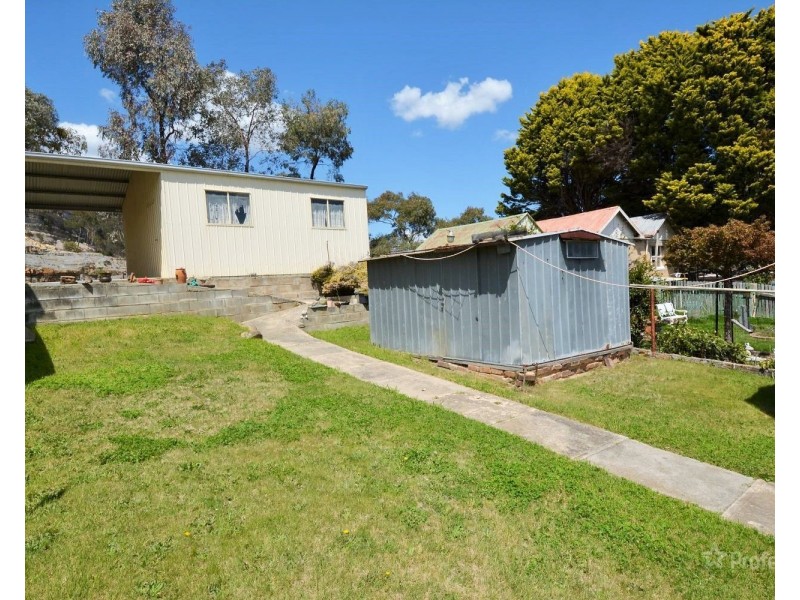 93 Chifley Road, Lithgow NSW 2790