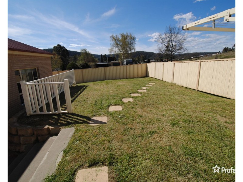 18 Silcock Street, Lithgow NSW 2790