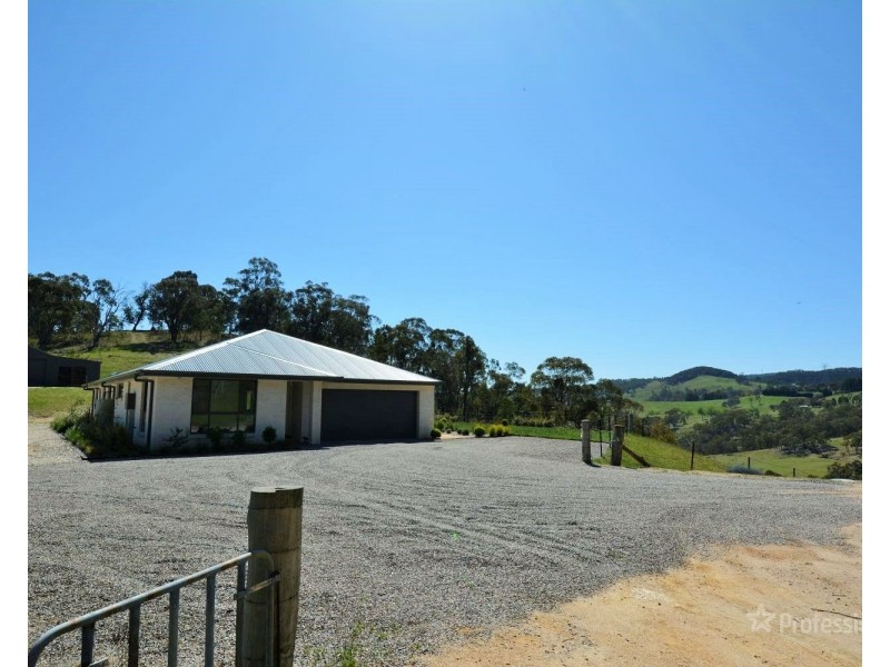228 Sir Thomas Mitchell Drive, Lithgow NSW 2790