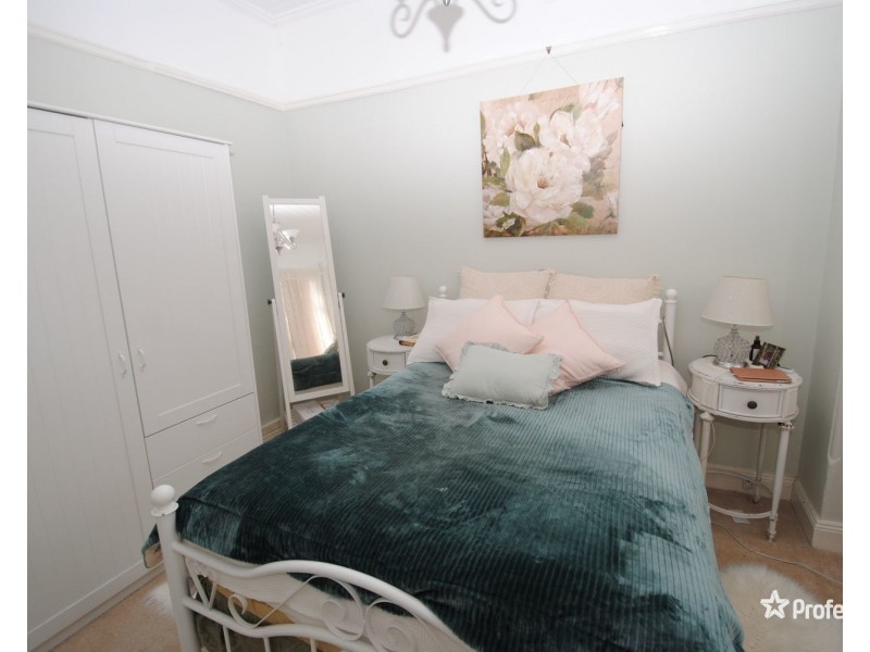 6 Read Avenue, Lithgow NSW 2790