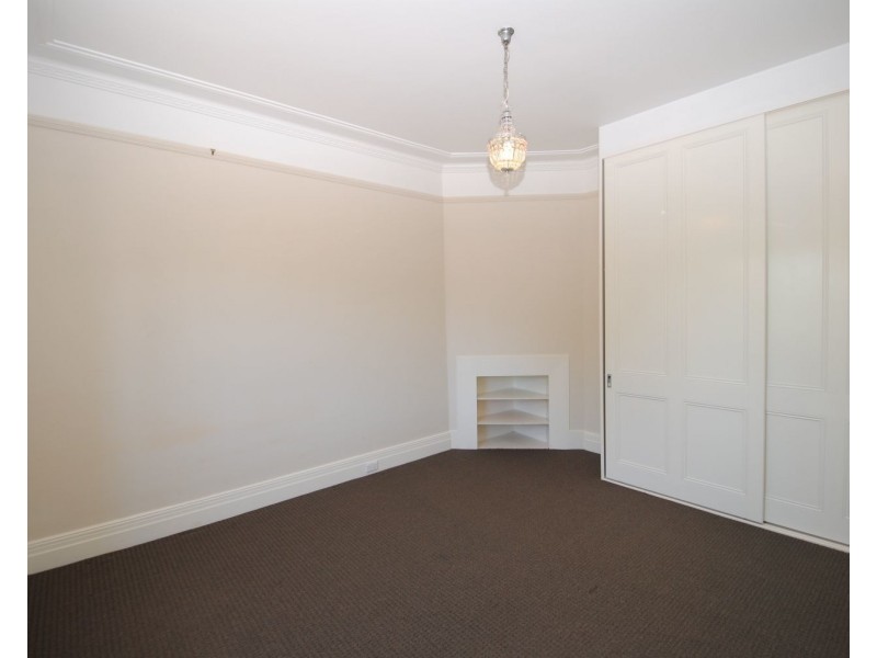 32 Albert Street, Lithgow NSW 2790