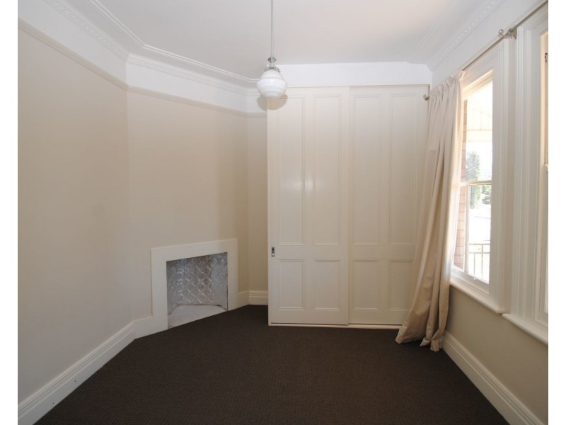 32 Albert Street, Lithgow NSW 2790