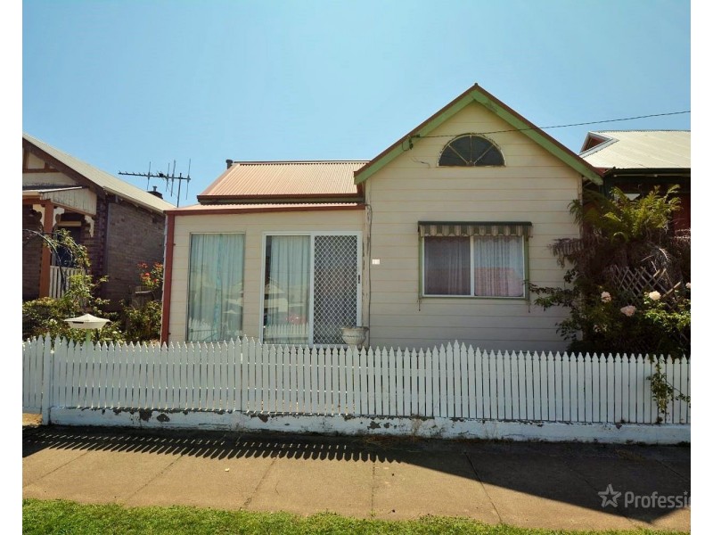 11 Hayley Street, Lithgow NSW 2790