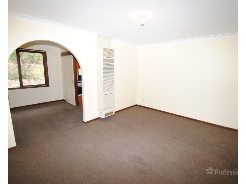 92 Macauley Street, Lithgow NSW 2790