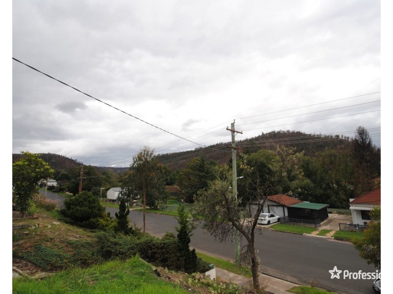 92 Macauley Street, Lithgow NSW 2790