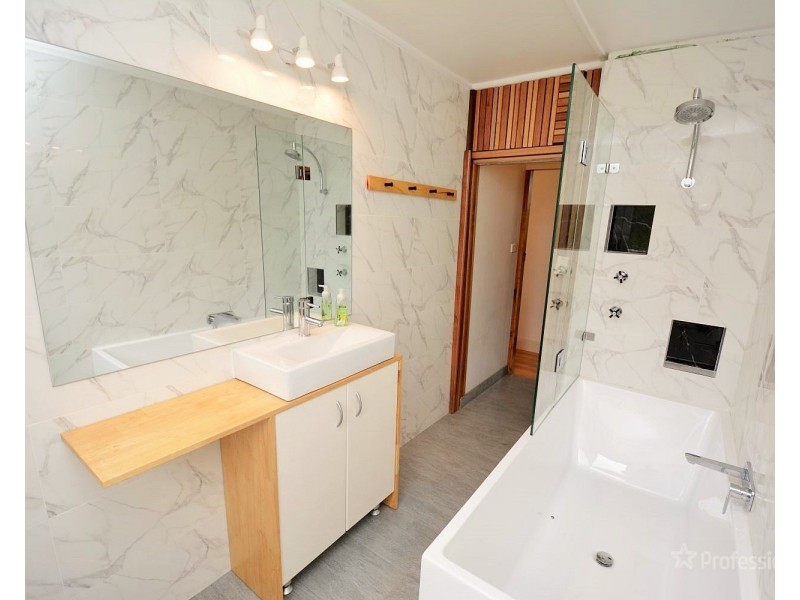 21 Macauley Street, Lithgow NSW 2790