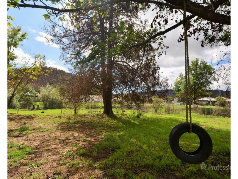 21 Macauley Street, Lithgow NSW 2790