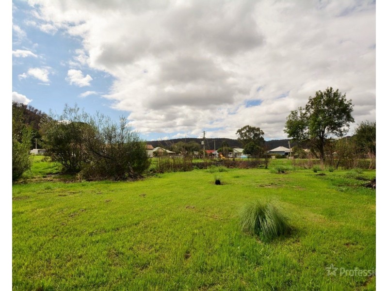21 Macauley Street, Lithgow NSW 2790