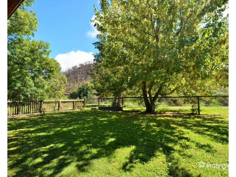 13 Saywell Street, Lithgow NSW 2790